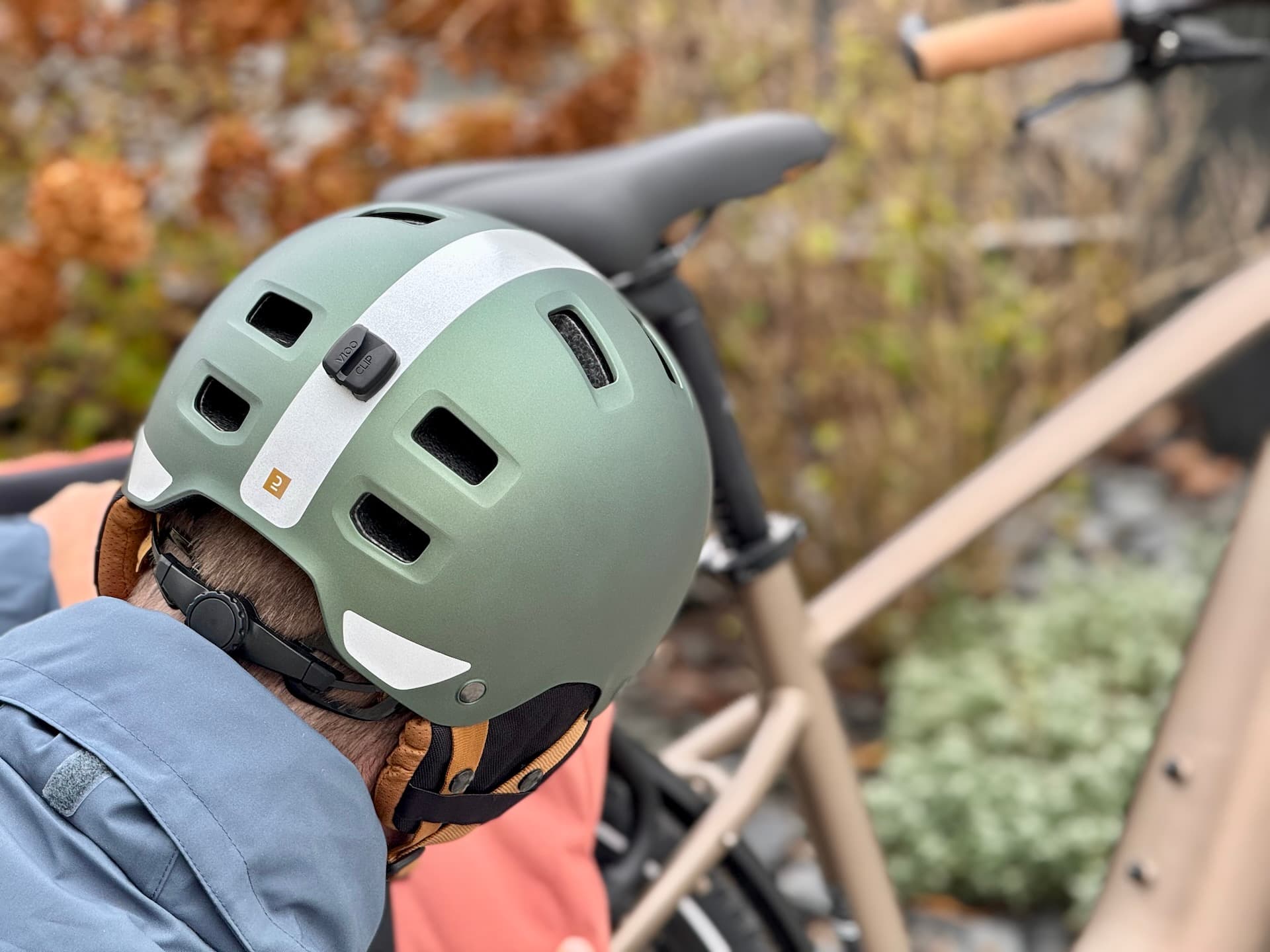 Casque vélo urbain Btwin 540 Bol, idéal pour l'hiver avec oreillettes amovibles