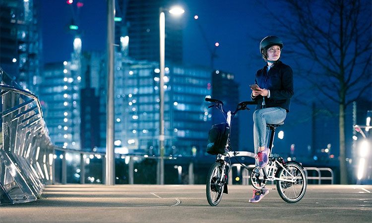 Vélo pliant : le Brompton électrique attendu début 2018