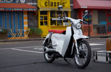 Cineco complète sa gamme avec un premier scooter électrique