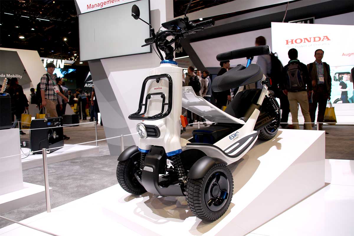 Honda Esmo : un étrange trois-roues électrique au CES Las Vegas