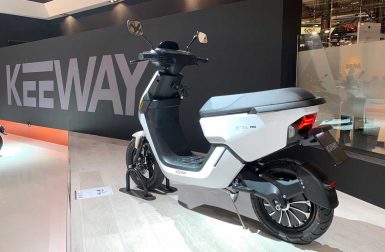 Keeway E-ZI : les petits scooters électriques urbains à EICMA