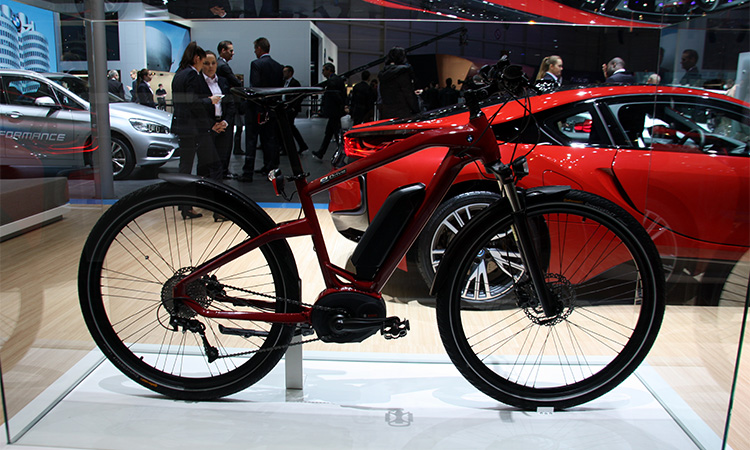 Un vélo électrique BMW au salon de l’auto de Genève