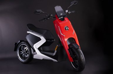 Zapp i300 : le scooter 125 électrique britannique prêt à conquérir l’Europe