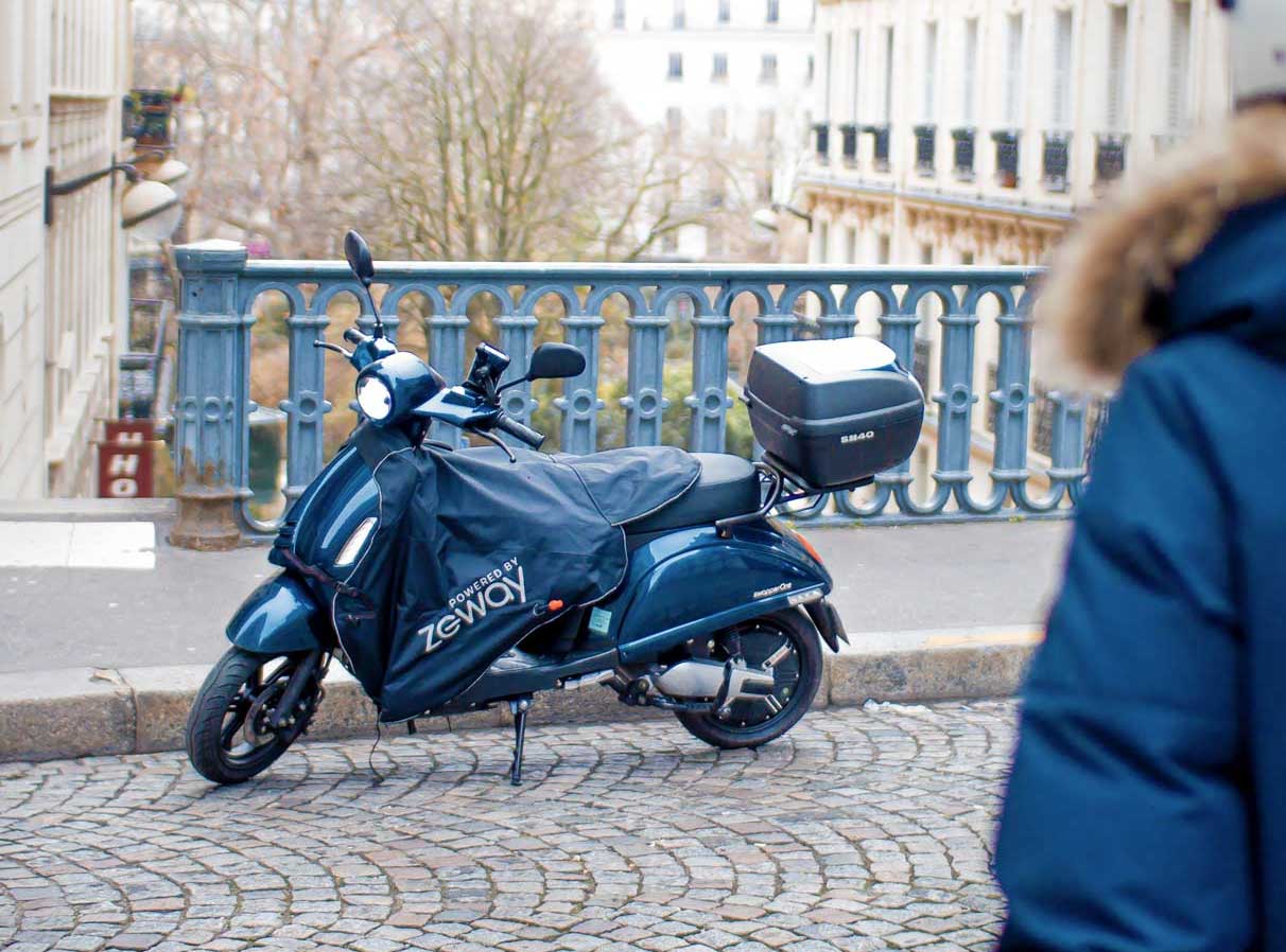Zeway SwapperOne : le scooter électrique à recharge instantanée arrive à Paris