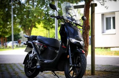 Essai Super Soco CPx : le plus doux des scooters électriques ?