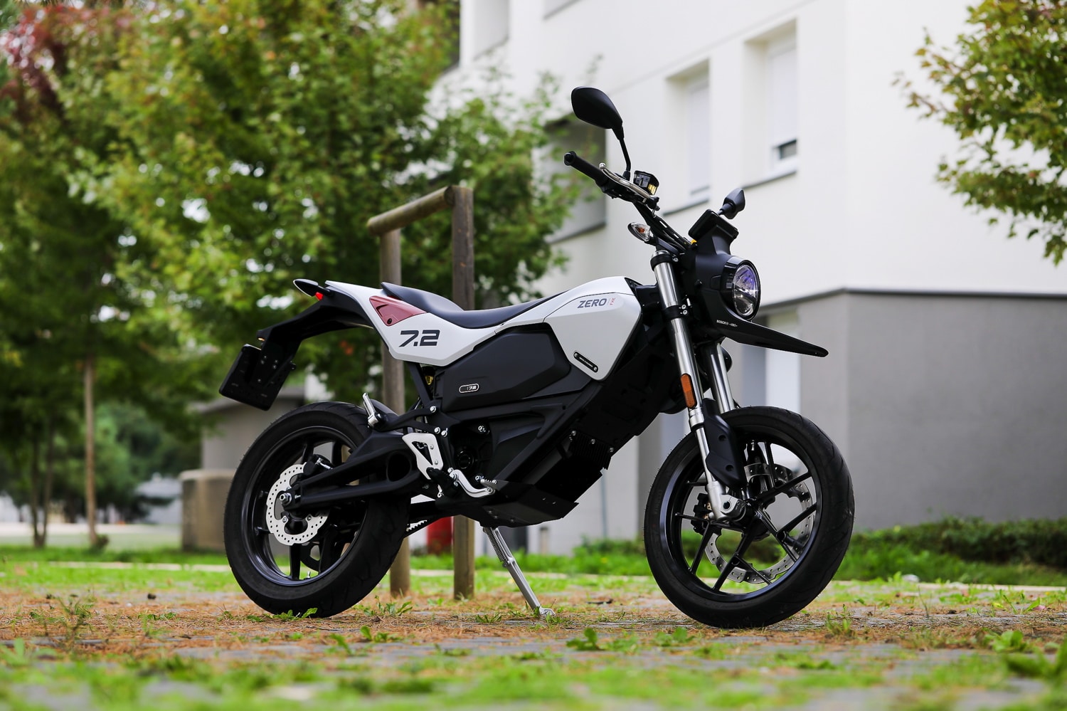 Essai Zero FXE : une petite moto électrique pour la ville